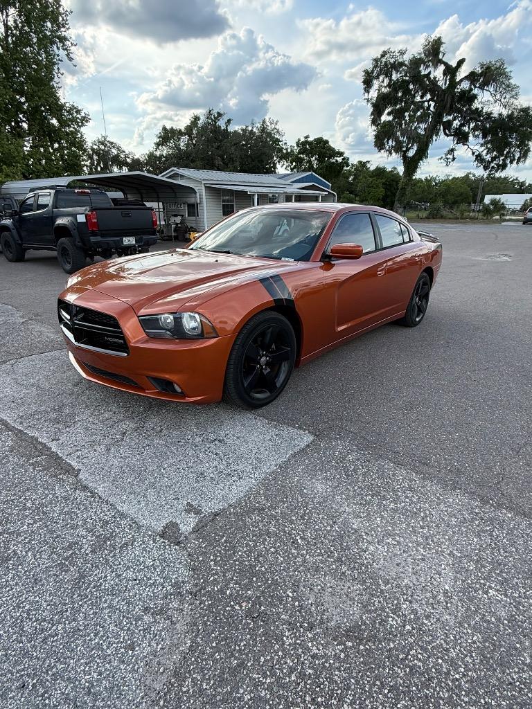 2013 Dodge Charger SXT's photo