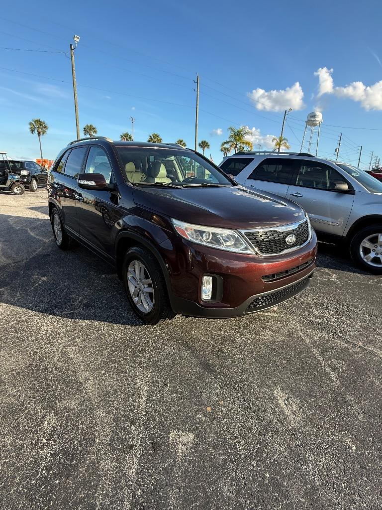 2015 Kia Sorento LX's photo